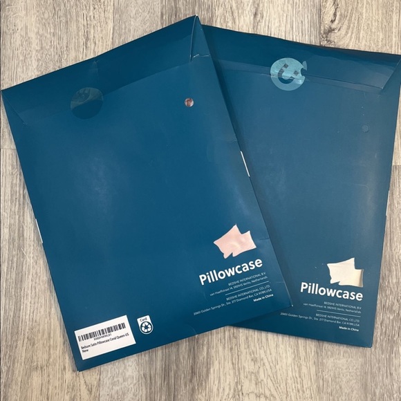 Silk pillow cases - Picture 1 of 8